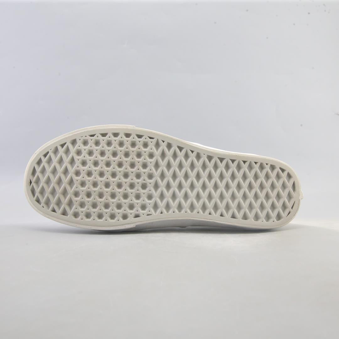 VANS AUTHENTIC