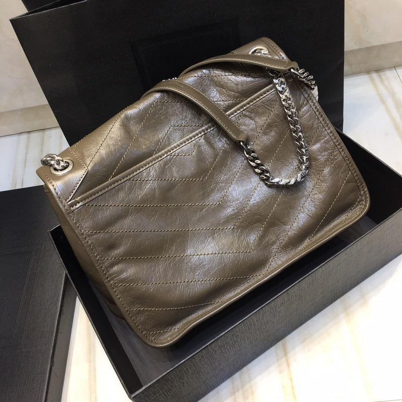 Amelia - YSL Bag - 2784