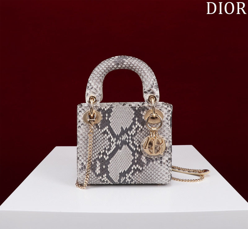 Amelia- DYOR FASHION BAGS - 111