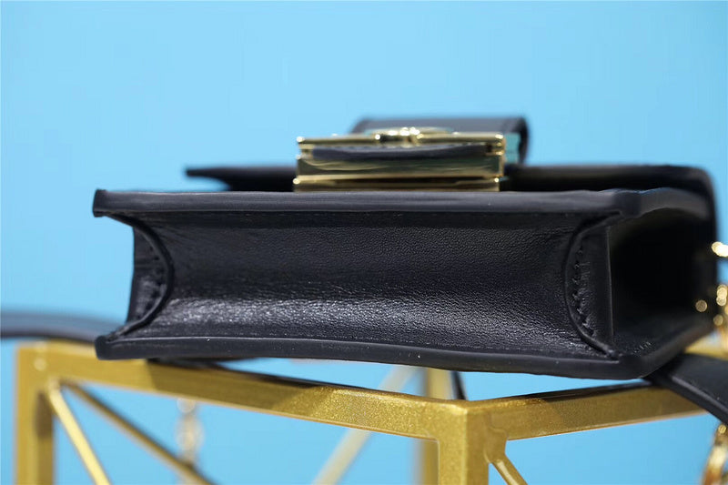 Fan Fashion Lu-Vi bags - 9198