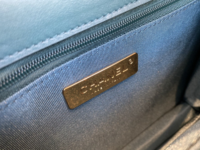 Wellow Bags - Chanel - Bags  - 556