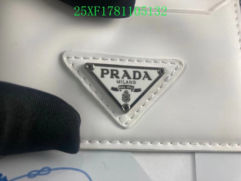 Amelia - PD Wallet - 221