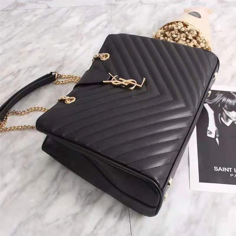 Amelia - YSL Bag - 2807