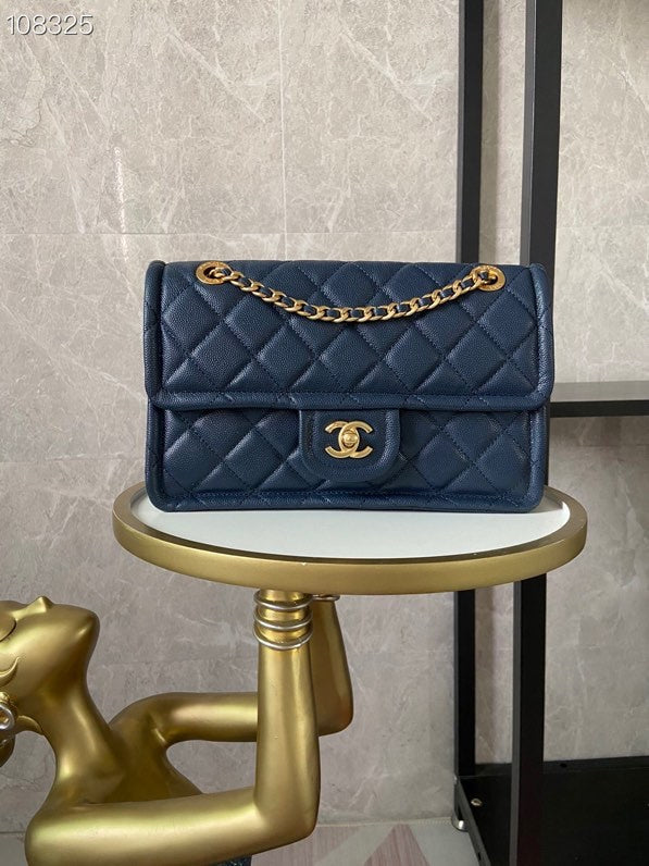 Wellow Bags - Chanel - Bags  - 565