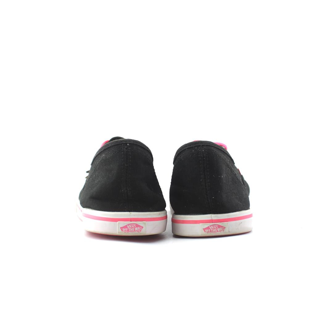 VANS AUTHENTIC