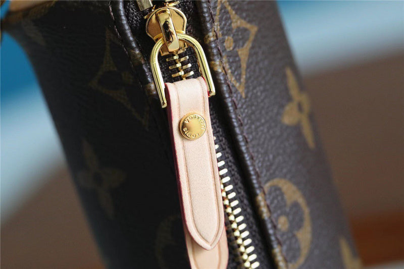 Fan Fashion Lu-Vi bags - 8895