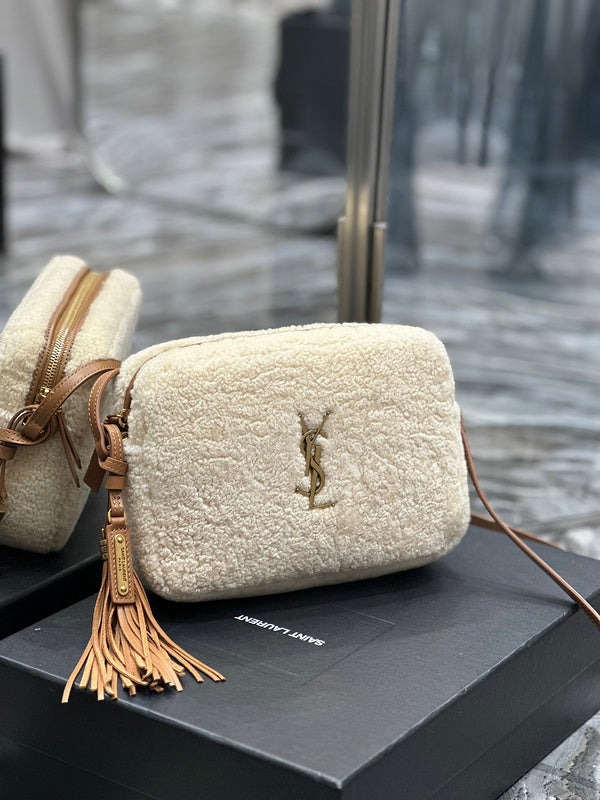 Amelia - YSL Bag - 3902