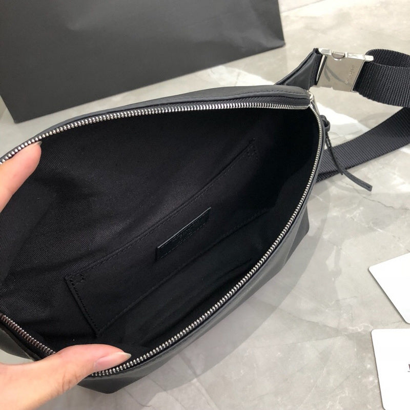Amelia - YSL Bag - 4051