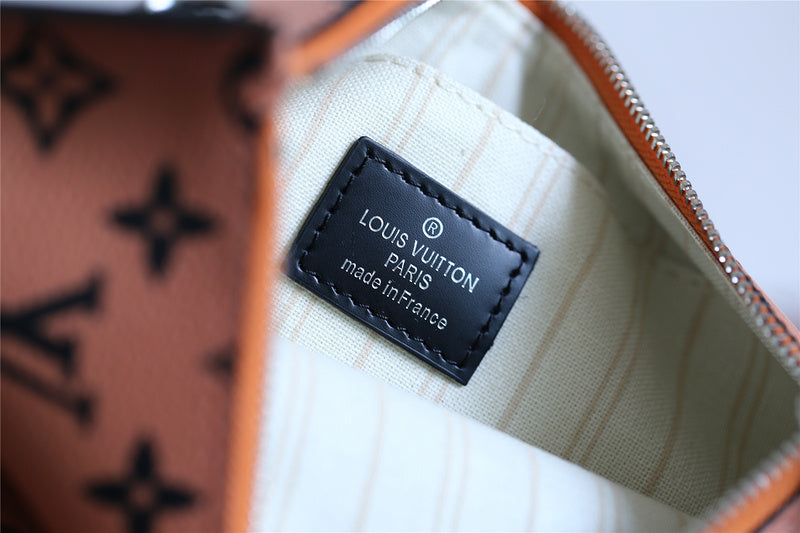 Fan Fashion Lu-Vi bags - 8078