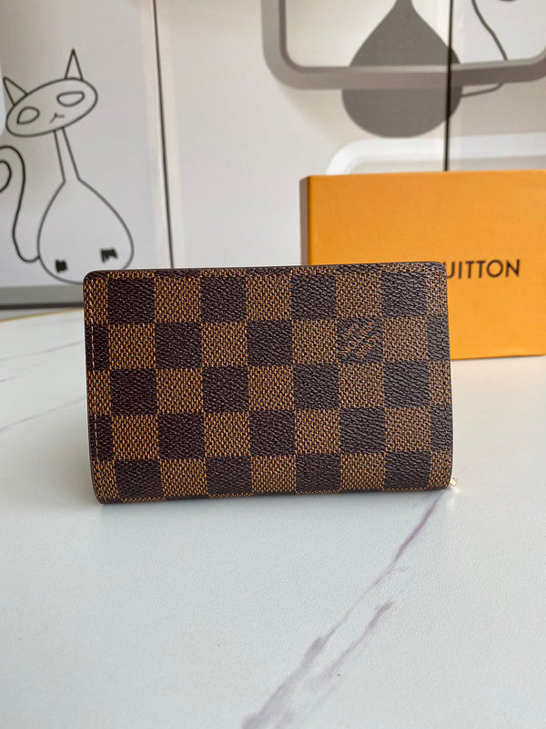 Amelia-LAON - All Wallets - 037