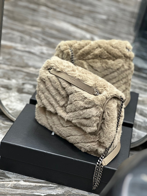 Amelia - YSL Bag - 3923