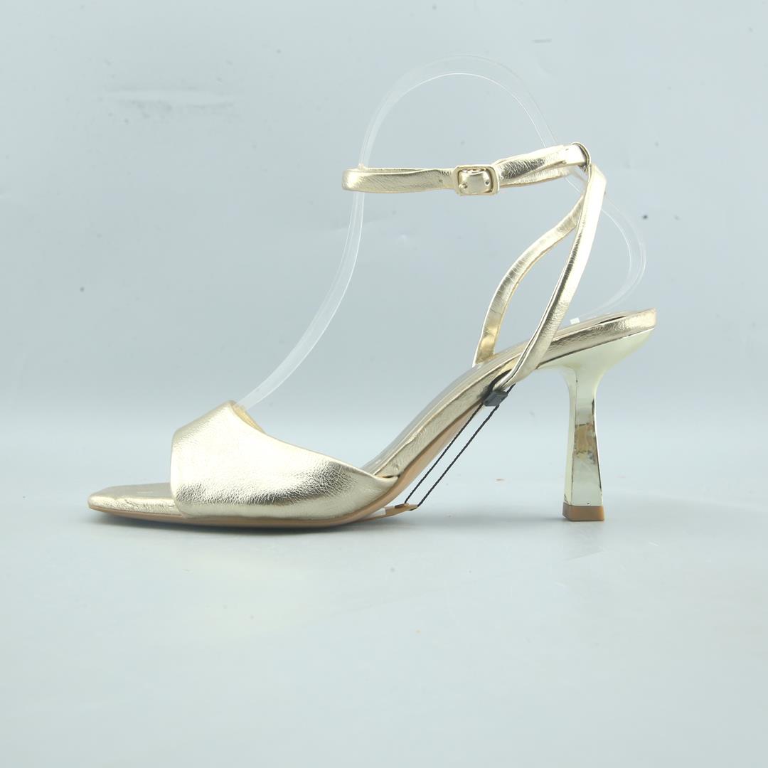 STRADIVARIUS .