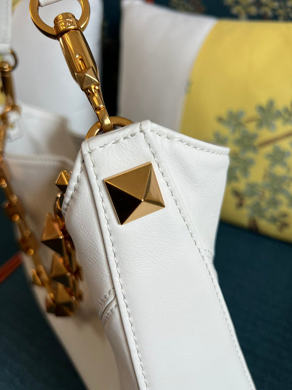 VAL LUXURY BAGS - FOR FASHION LOVERS  AFFORDABLE LUXURY BAGS- 1536