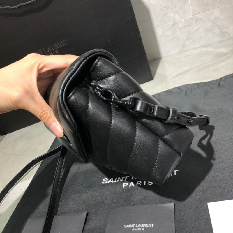 Amelia - YSL Bag - 4030