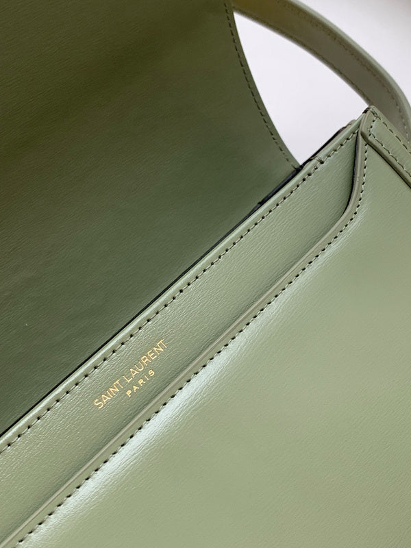 Amelia - YSL Bag - 4110