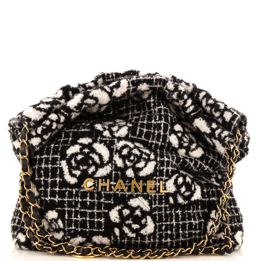 CHANEL 22 Chain Hobo Quilted Camellia Cashmere Small