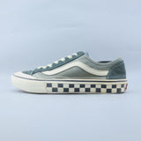 VANS AUTHENTIC