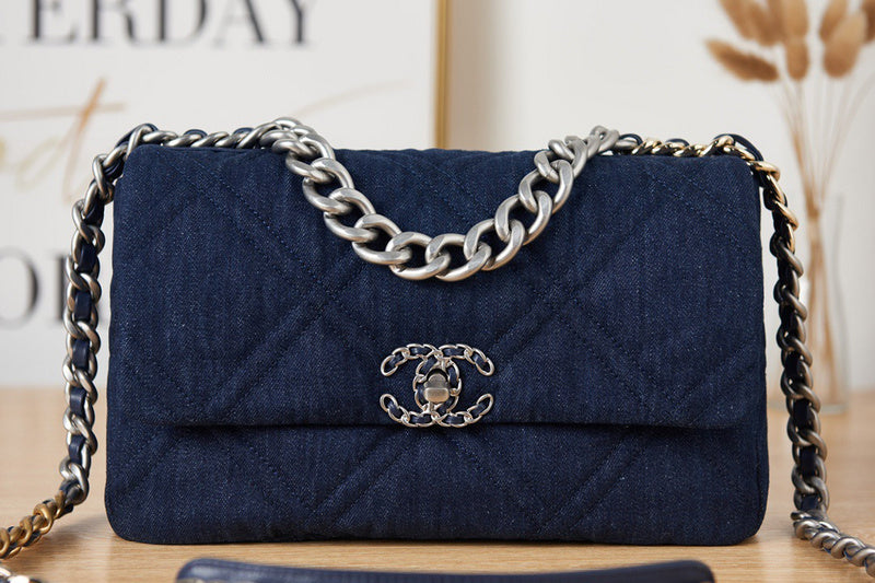 Wellow Bags - Chanel - Bags  - 924