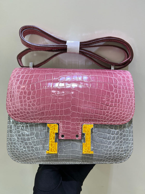 Amelia - HMS Bags - 1657