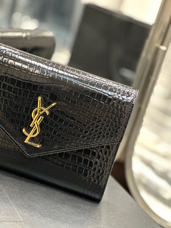 Amelia - YSL Bag - 3955