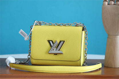 Fan Fashion Lu-Vi bags - 8429