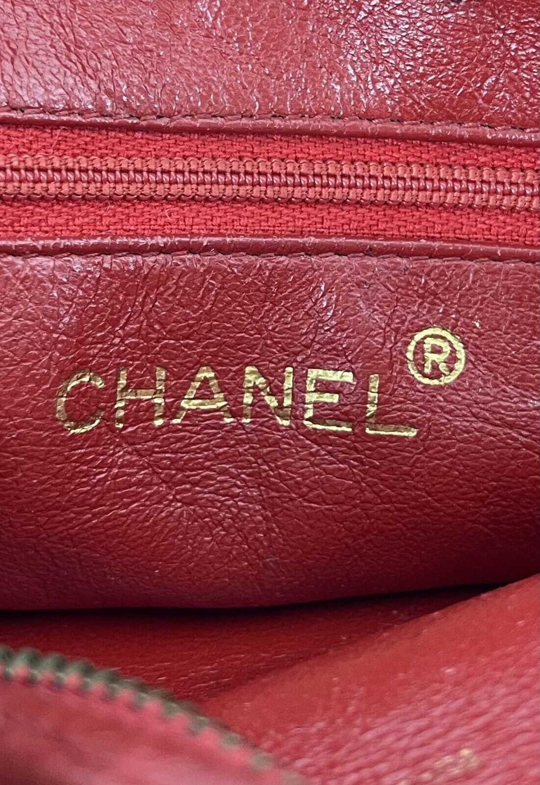 CHANEL   CC Red Lambskin Gold Chain Tassel Camera Bag Crossbody