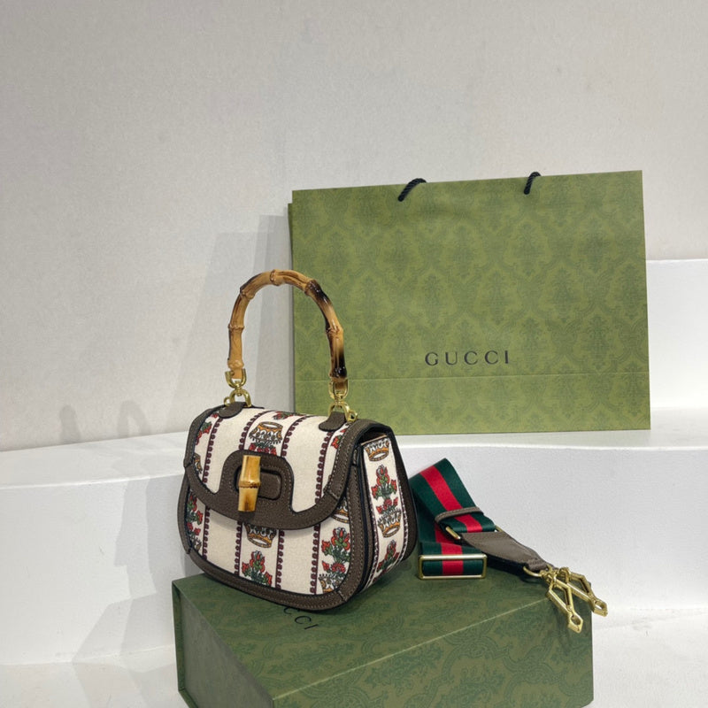 Amelia- GCI Bags - 2007