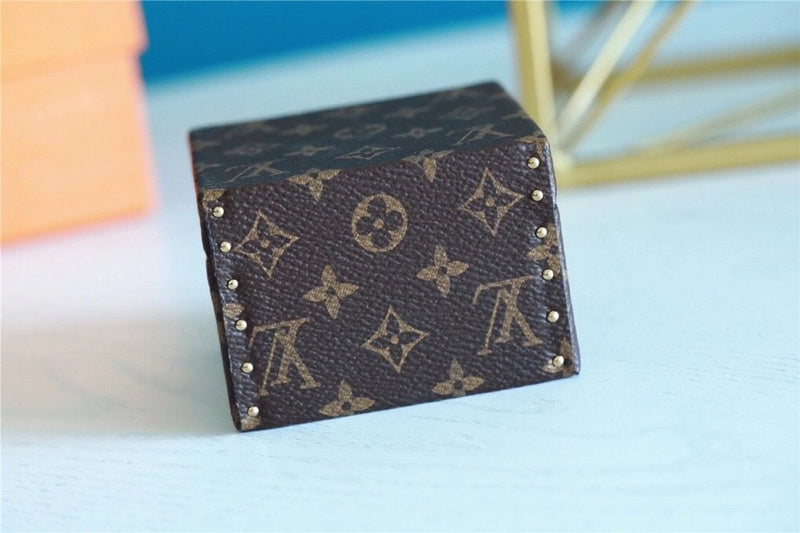 Fan Fashion Lu-Vi bags - 9526
