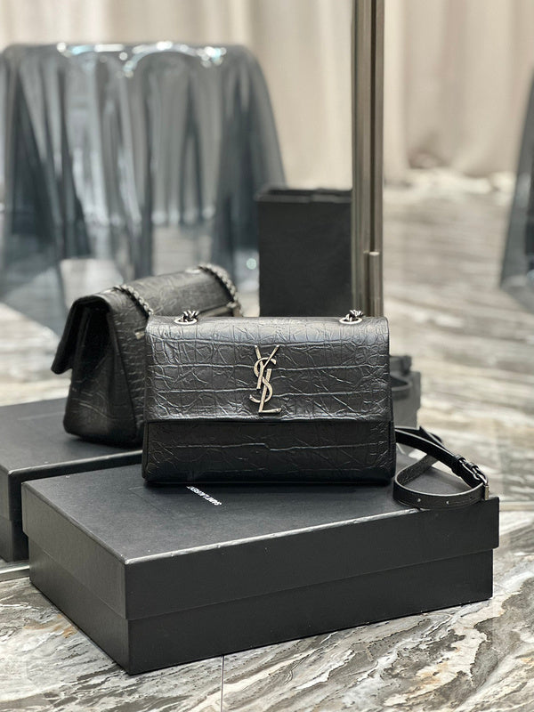 Amelia - YSL Bag - 2512