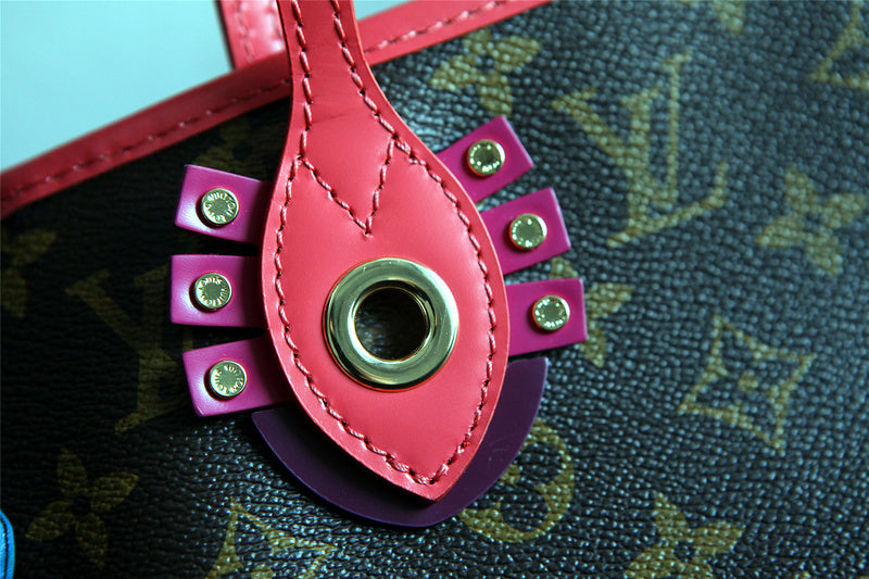 Fan Fashion Lu-Vi bags - 8069