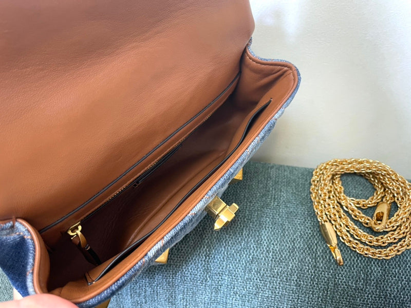 Amelia's Bag Gallery - VEL Bags - 435