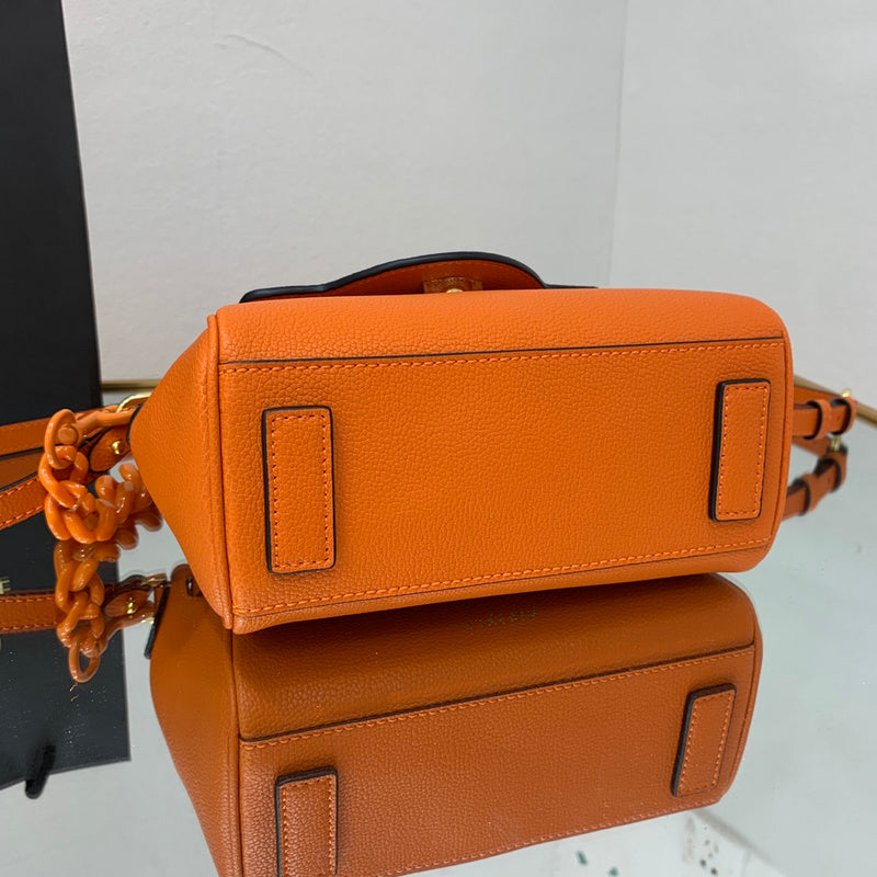 Amelia's Bag Gallery - VAR Bags - 150