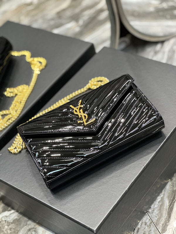 Amelia - YSL Bag - 3941