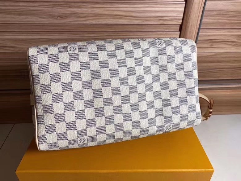 Fan Fashion Lu-Vi bags - 9478