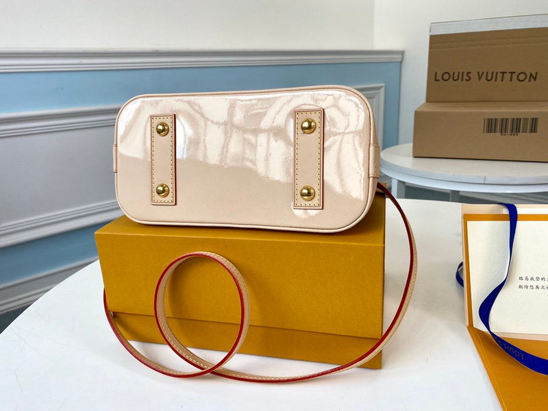 Fan Fashion Lu-Vi bags - 17741