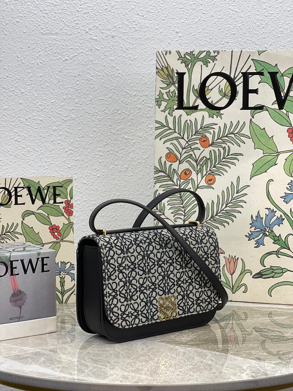 Amelia's Bag Gallery - LWO Bags - 930