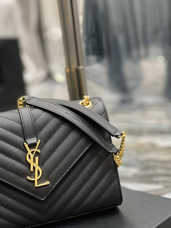 Amelia - YSL Bag - 1894