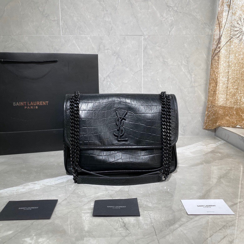 Amelia - YSL Bag - 4046