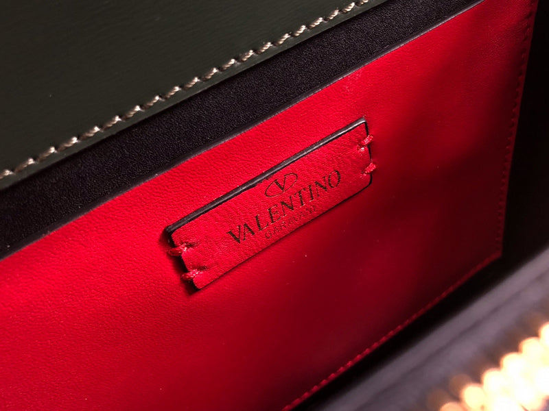 Amelia's Bag Gallery - VEL Bags - 1315