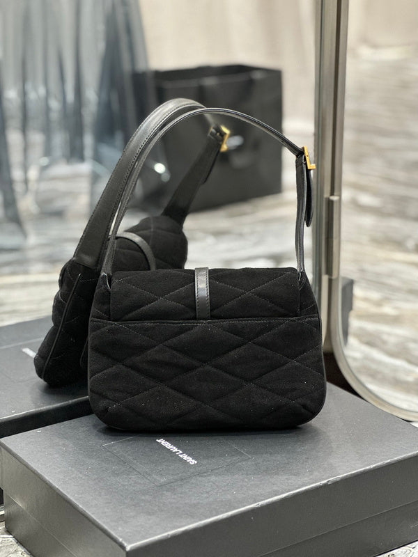 Amelia - YSL Bag - 2490