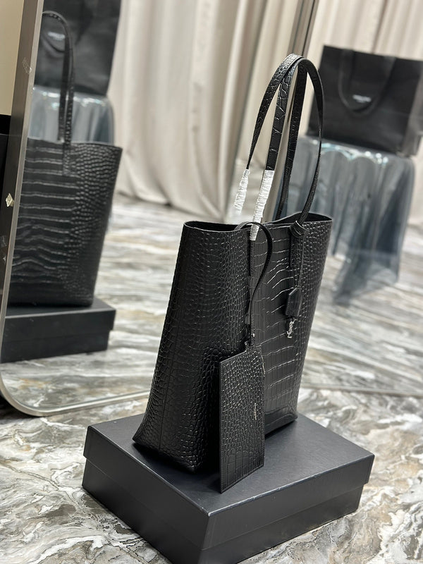 Amelia - YSL Bag - 3951