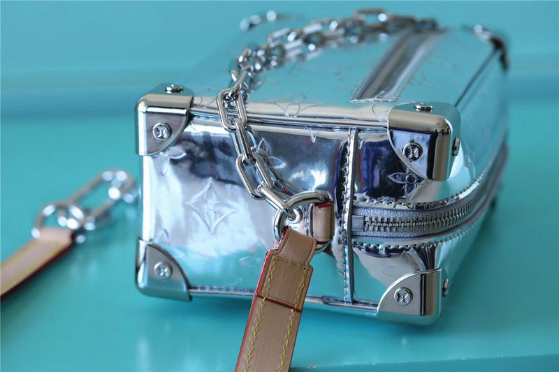 Fan Fashion Lu-Vi bags - 10178