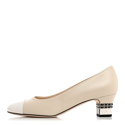 Amelia Lambskin CC Cap Toe Chain Pumps 41 Light Beige White