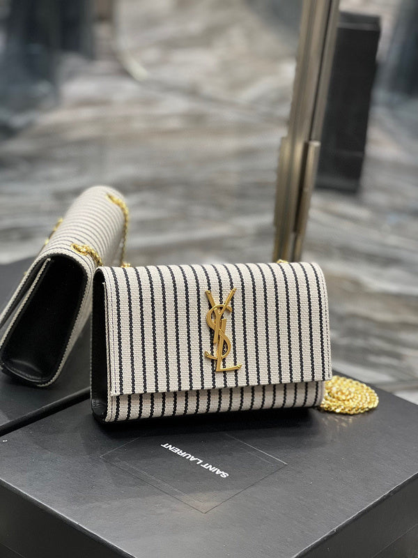 Amelia - YSL Bag - 4215