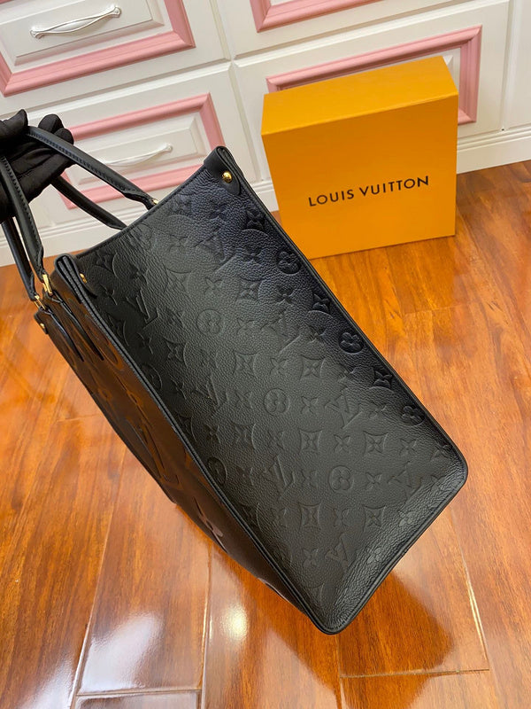 Fan Fashion Lu-Vi bags - 17772