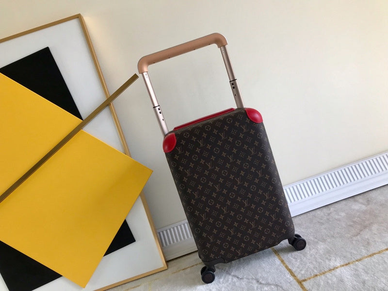 Fan Fashion Lu-Vi bags - 11400