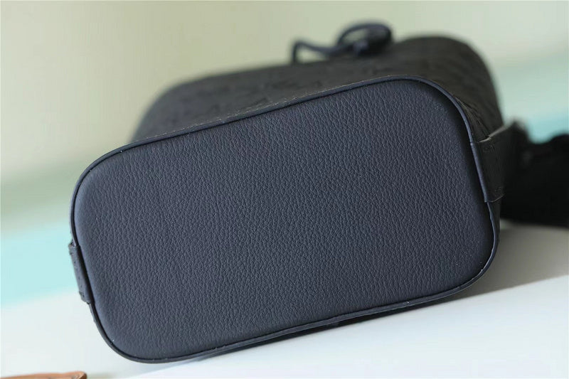Fan Fashion Lu-Vi bags - 9940