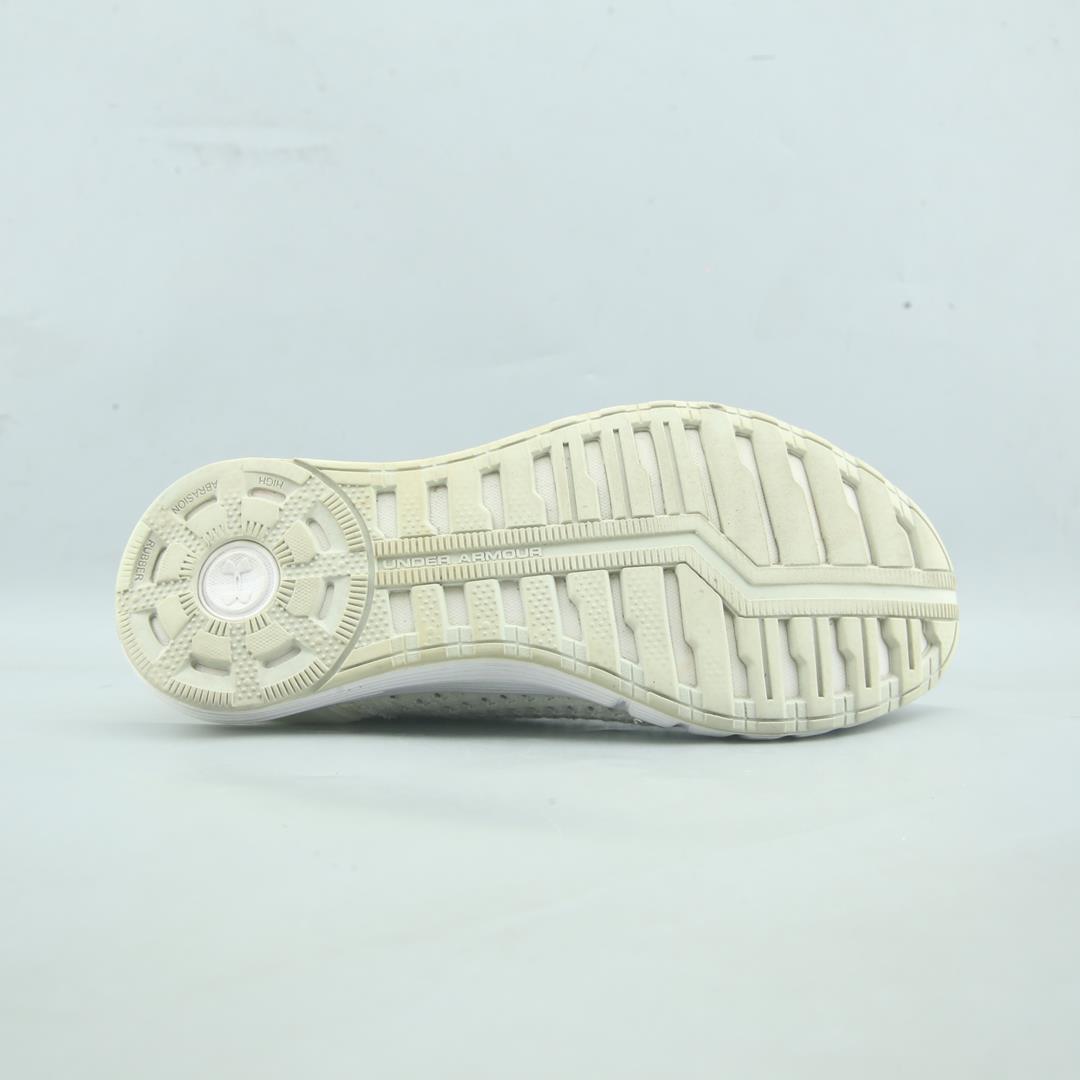 UNDER ARMOUR HOVR SONIC