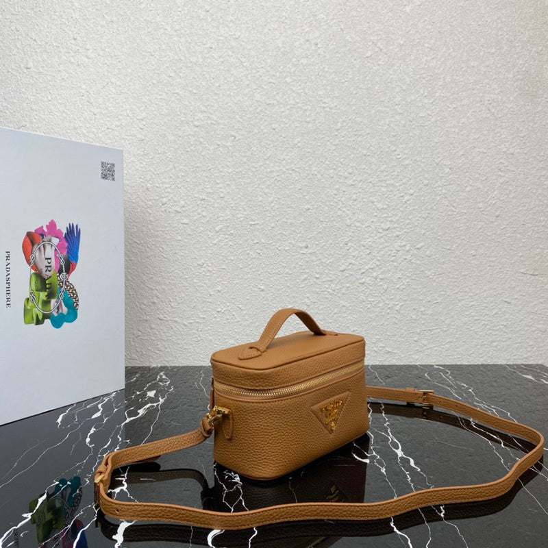 Amelia- PRDA  LUXURY BAGS - 810