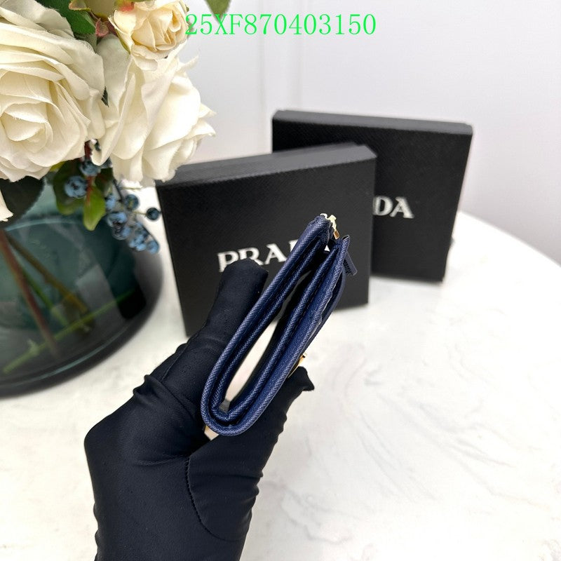 Amelia - PD Wallet - 057